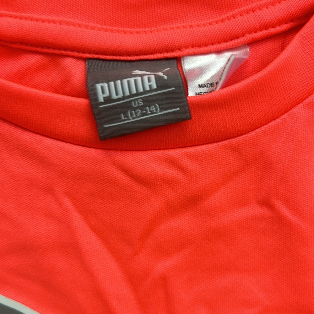 Puma Girls Large (12-14) Hot Pink T-Shirt - Picture 2 of 2